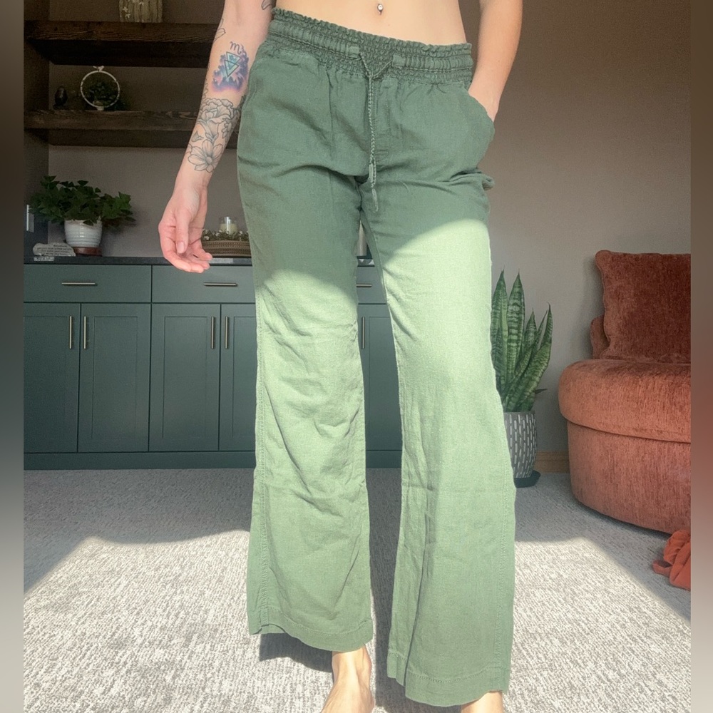 Women’s Wide Leg Flowy Pants